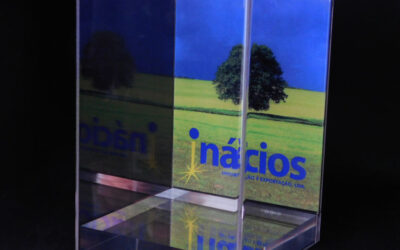 Caixa expositora para prémio