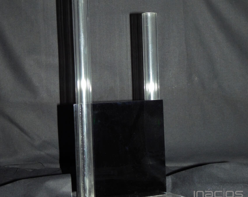 Troféus acrílico com duas cores